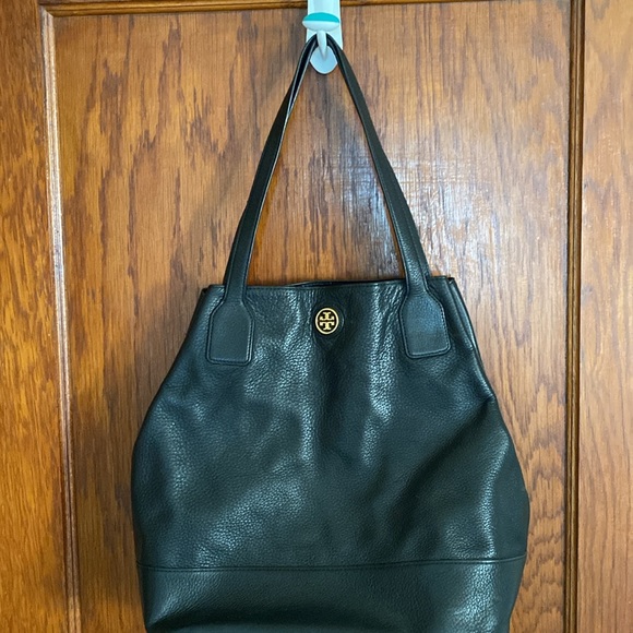 Tory Burch tote FINAL PRICE Drop - Picture 9 of 9